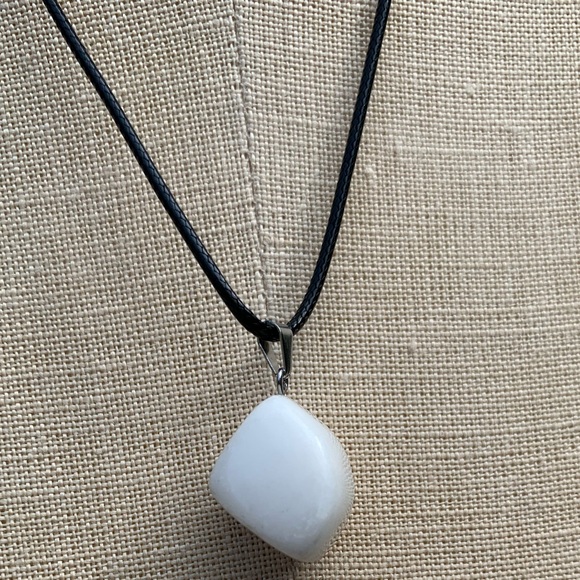 Handmade Genuine Stone Chunk Amulet Necklace - Picture 10 of 10